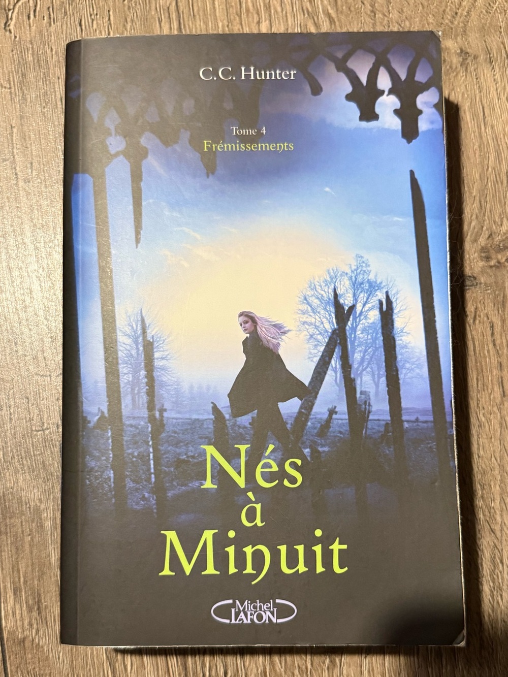 Nés à Minuit by C.C. Hunter - Paperback Tome 4